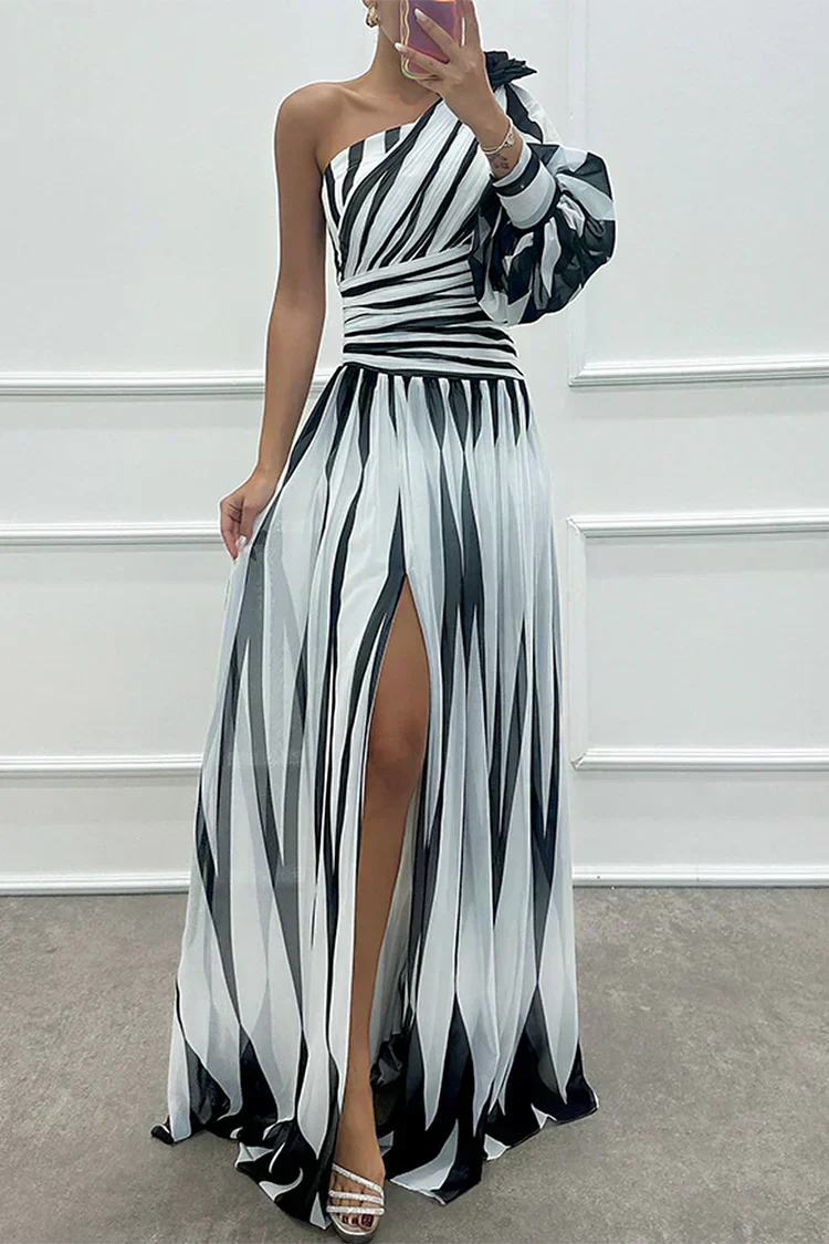 Hazel™ | Elegantné pruhované Maxi šaty na jedno rameno