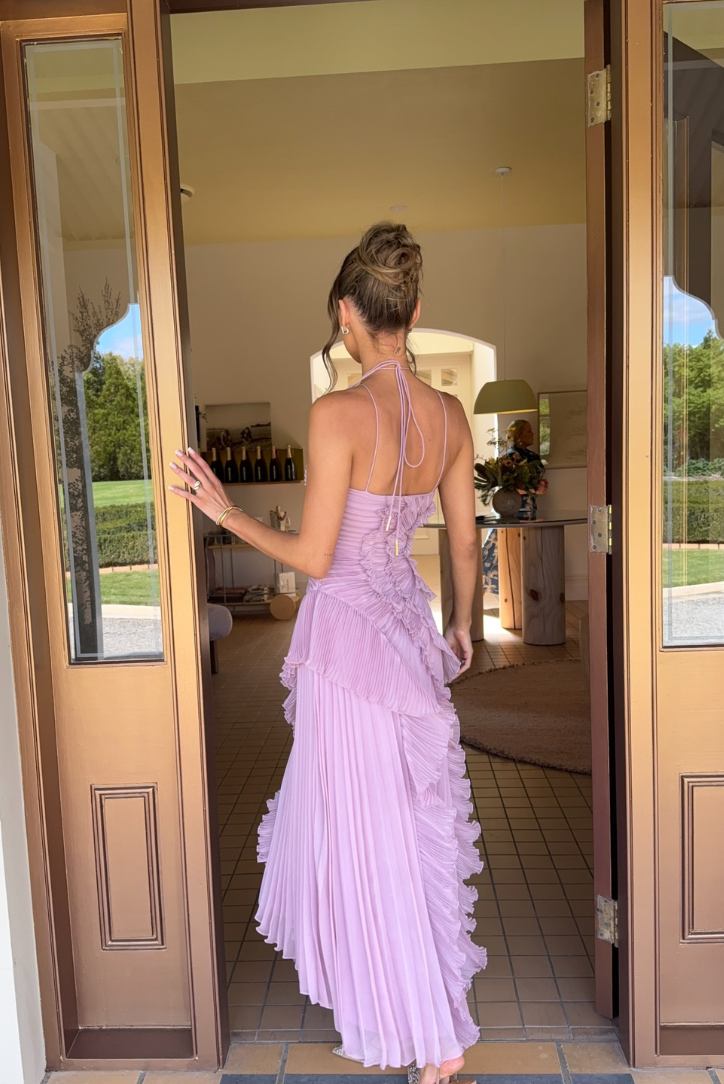 Eleonóra | Sofistikované šaty s volánikmi