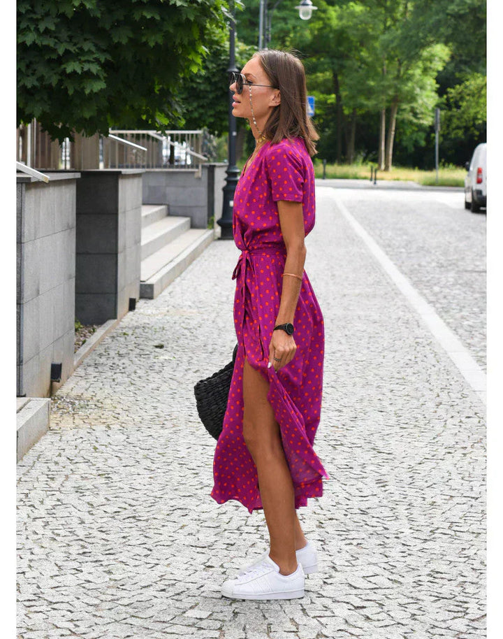 Julia - Elegantné šaty s výstrihom do V a tvarujúcim strihom