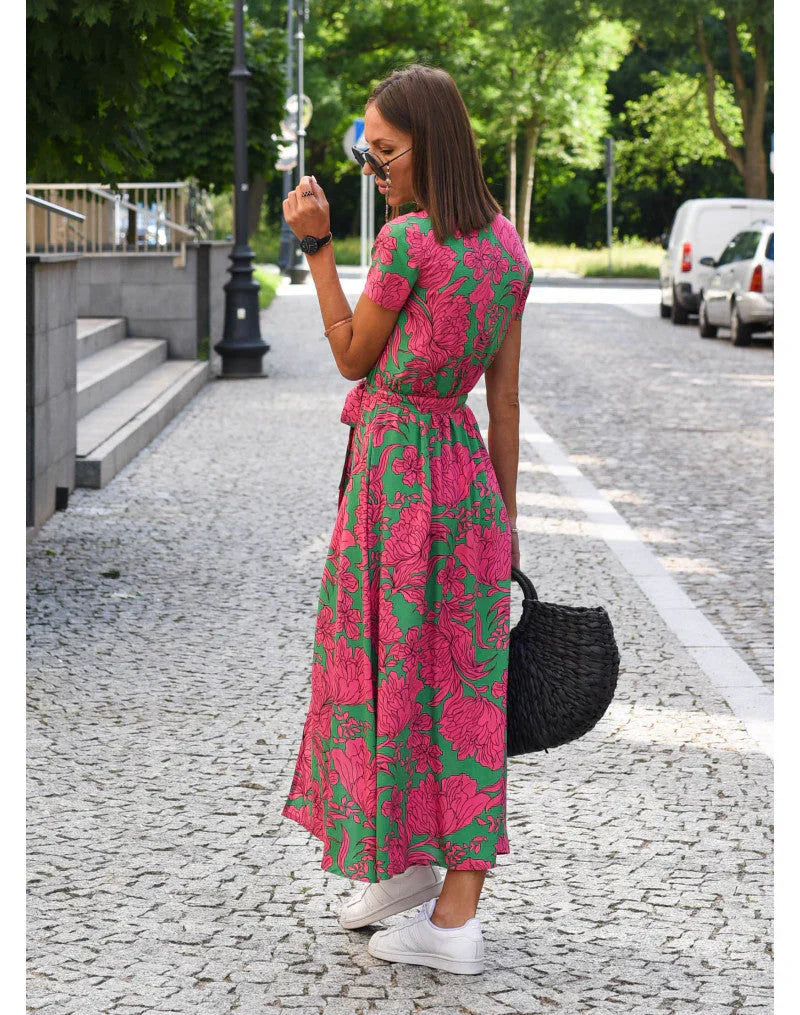 Julia - Elegantné šaty s výstrihom do V a tvarujúcim strihom