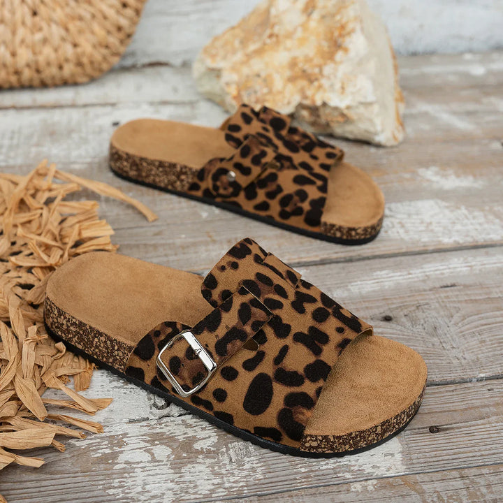 Lola — Leopardie sandále s korkovou puedežkou