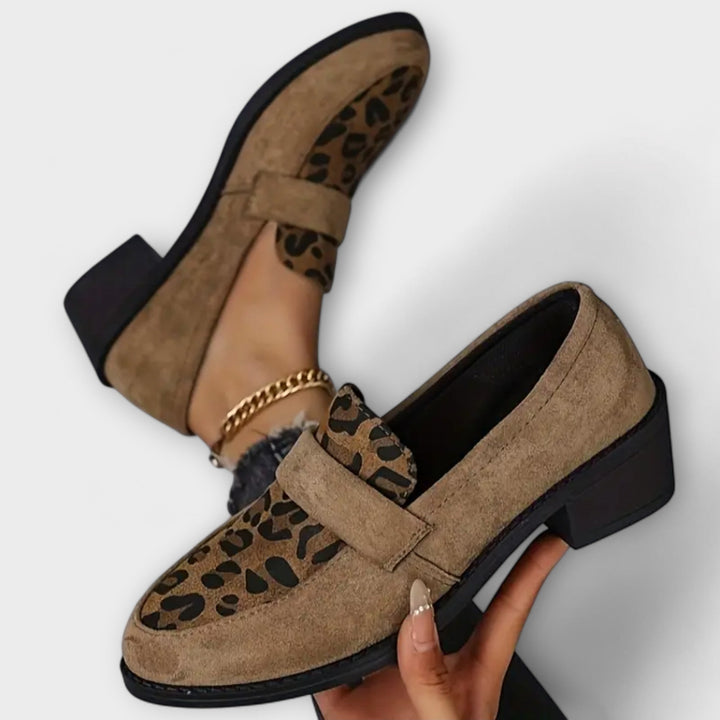 Aurora - Elegantné dámske topánky s leopardím vzorom