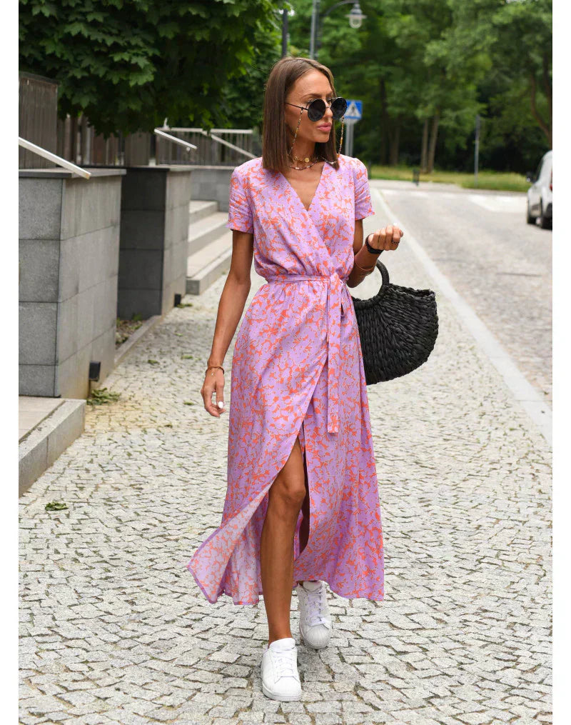 Julia - Elegantné šaty s výstrihom do V a tvarujúcim strihom